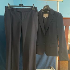Banana Republic navy blue pants suit